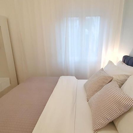 Seaview Apartment With Balcony And Terrace Barac 茨里克韦尼察 外观 照片
