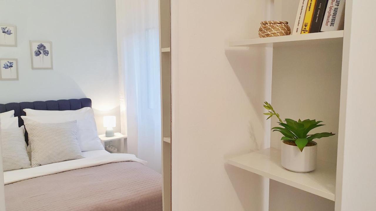 Seaview Apartment With Balcony And Terrace Barac 茨里克韦尼察 外观 照片
